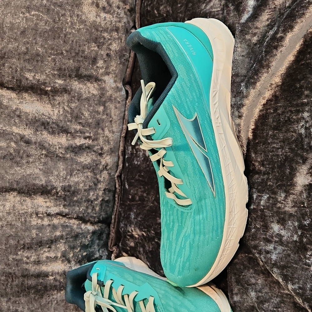 Altra EGO Blue Rivera